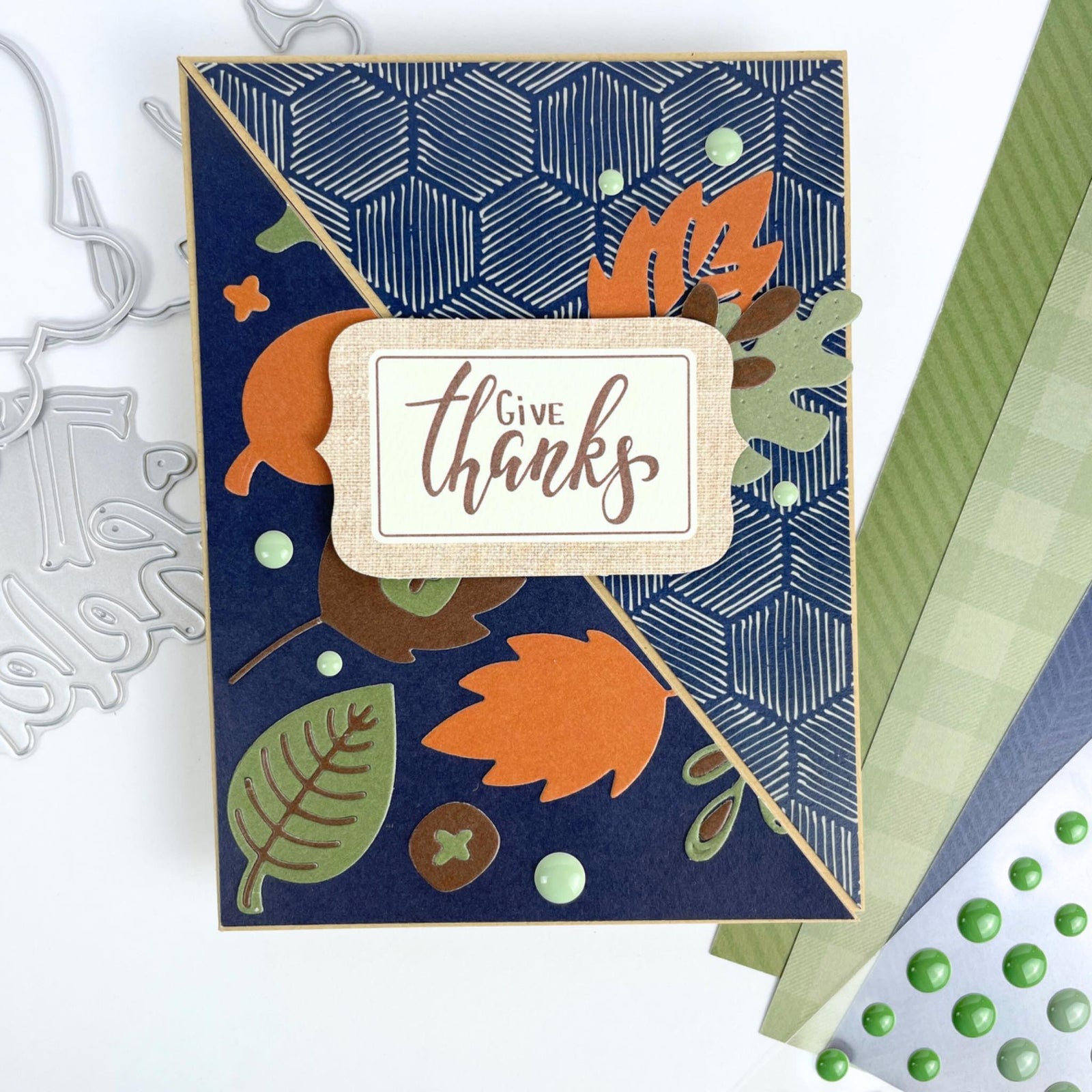 Farmhouse Fall - KIS Cuts - Fall Leaves