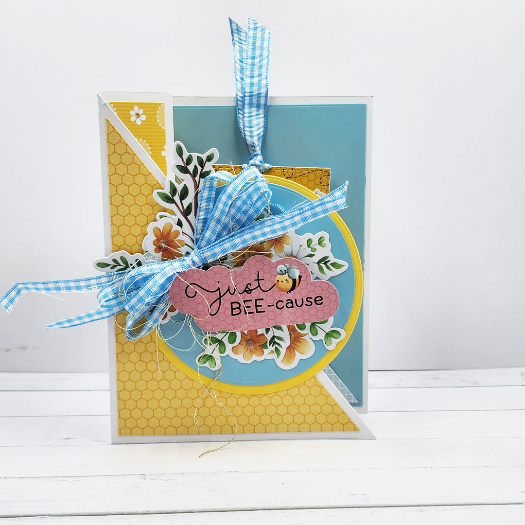 KIS Cuts - Metal Die - Triangle Accordion Pocket Card