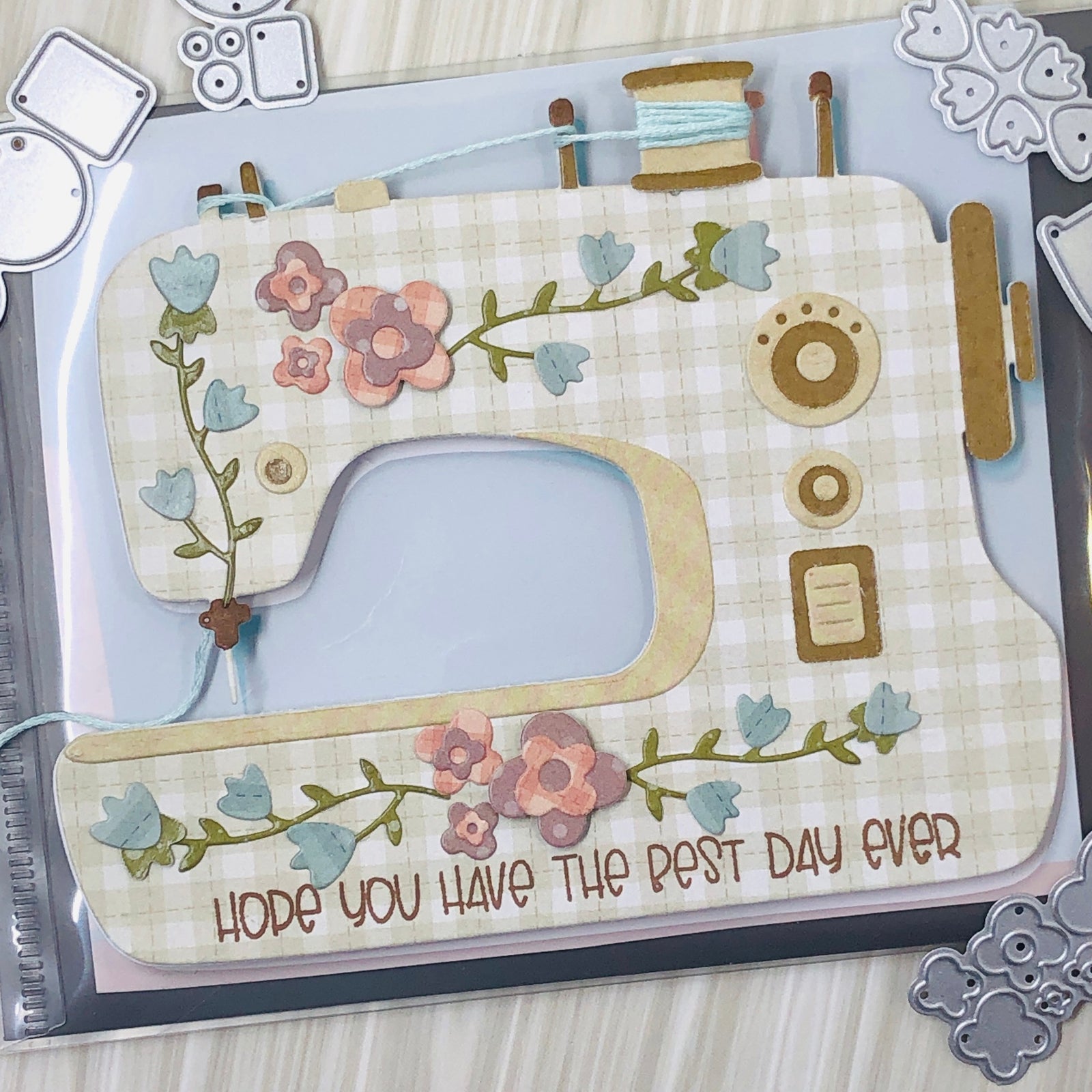 KIS Cuts - Metal Shaped Die - Sewing Machine