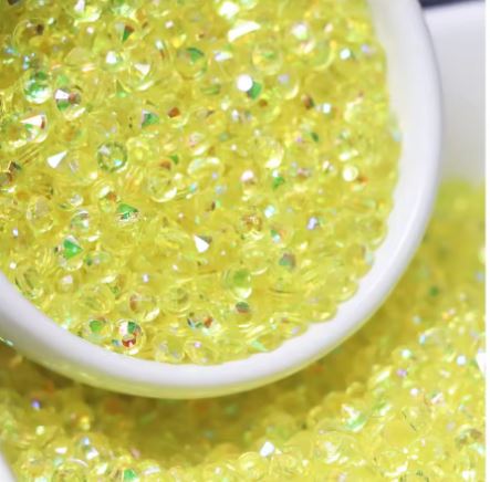 Rhinestones - 4mm - Sunshine