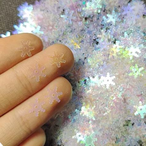 Sequins - Iridescent Snowflake